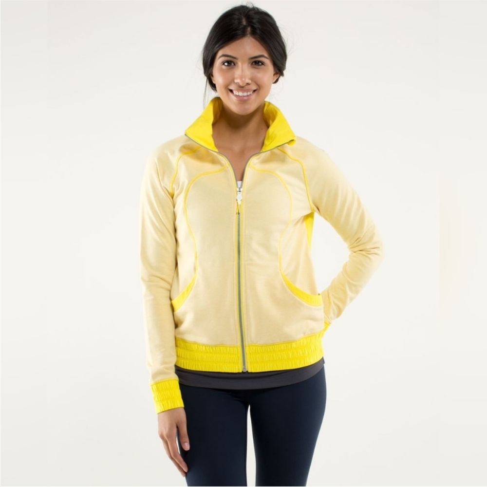 Lululemon Blissed Out Jacket in Sizzle Yellow